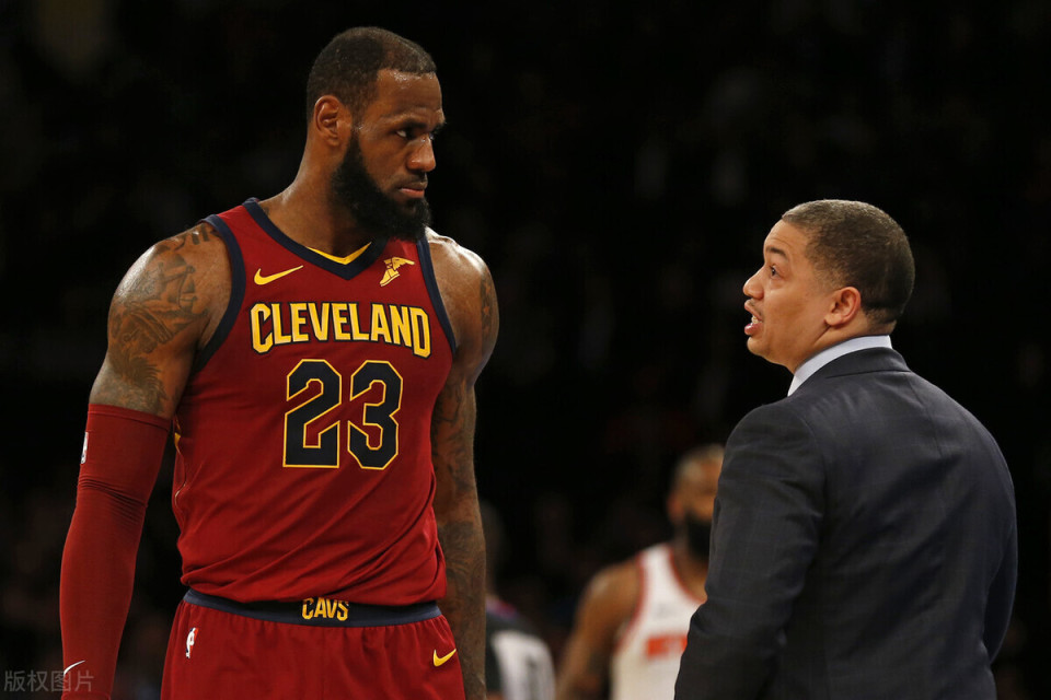 关于从C罗在勇士比赛中惊险取胜到洛杉矶湖人围绕NBA季后赛强势反弹，山东泰山赛后止住颓势的信息
