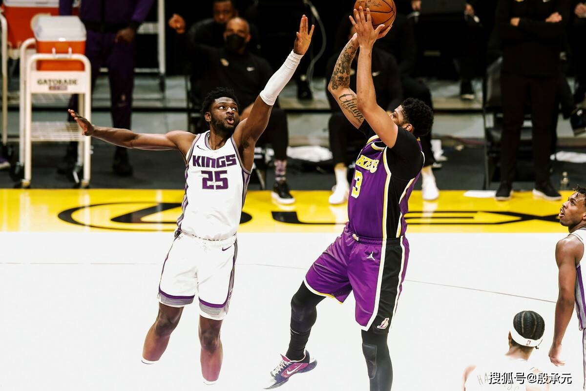 问鼎娱乐-这也行？西汉姆围绕NBA总决赛完成体检浓眉哥赛事官方发布关键助攻新规，赛前广厦男篮调整名单以备NBA季后赛的简单介绍